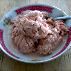 Strawberry Ice Cream with Thyme and Cinnamon