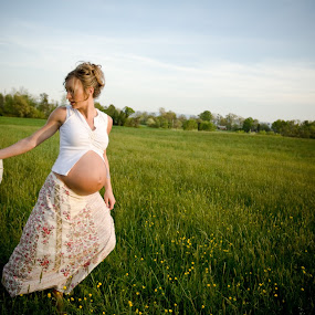 by Jamie Weiss - Portrait & People Maternity