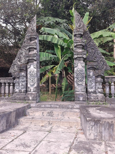 Balinese Gapura Kramat