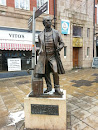 Thomas Cook Statue
