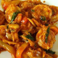 Thai Shrimp Stir-fry with Tomatoes and Basil - Slimmed