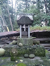 祠 Shrine