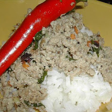 Gai Krapow (Minced Chicken With Basil)