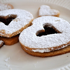 Cranberry Linzer Cookies
