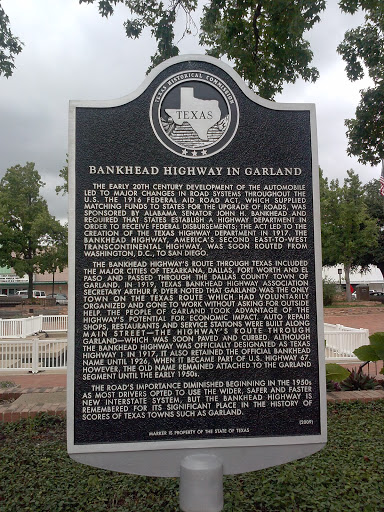 Garland Civic Square