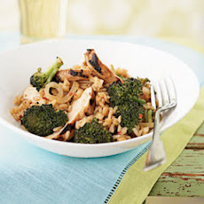 Broccoli and Chicken Stir-Fried Rice