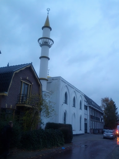 Mevlana Camii Moskee