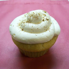 Eggnog Cake