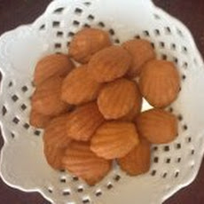 Burnt butter and honey Madeleines