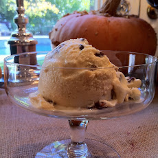 Black Strap Rum Raisin Ice Cream with shortcakes