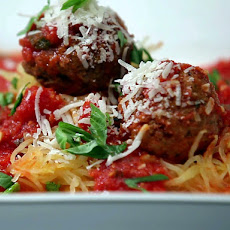 Turkey Meatballs with Spaghetti Squash in Tomato Sauce