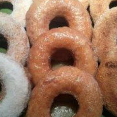 Amazing Gluten-Free Buttermilk Donuts / Doughnuts