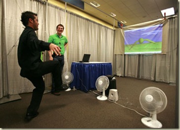Microsoft Research's event was so freaking hwat that they had to bring in fans. Actually, this is iBird. 