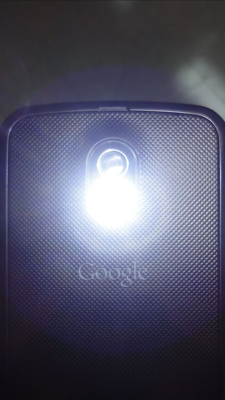Android application Color Flashlight screenshort