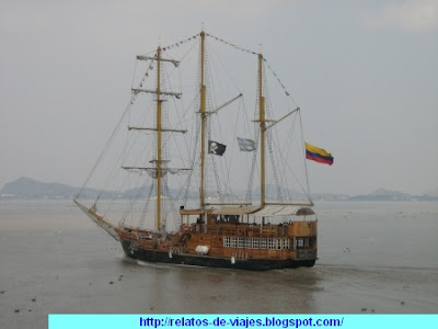 Barco en el río Barco en el río