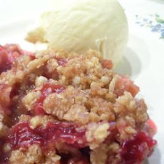 Rhubarb-Raspberry Crunch