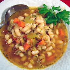Greek Bean Soup (Fasoulada)
