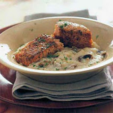 Broiled Salmon Over Parmesan Grits