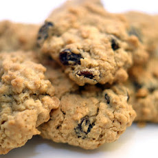 Oatmeal Raisin Cookies