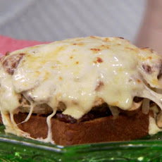 Old-Fashioned Turkey Patty Melts