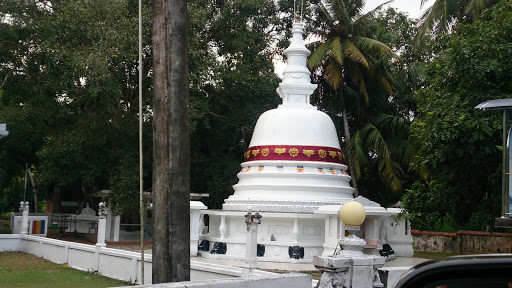 Pagoda At Sri Mandalaramaya Temple 