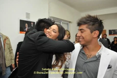 Saludos a los recién casados.JPG