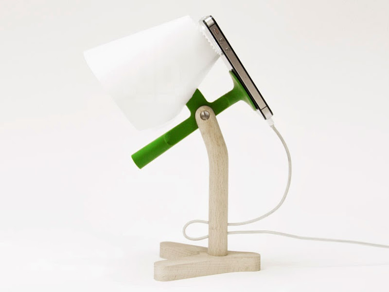 raw-edges-smartlight-ready-made-iphone-lamps-designboom041.jpg