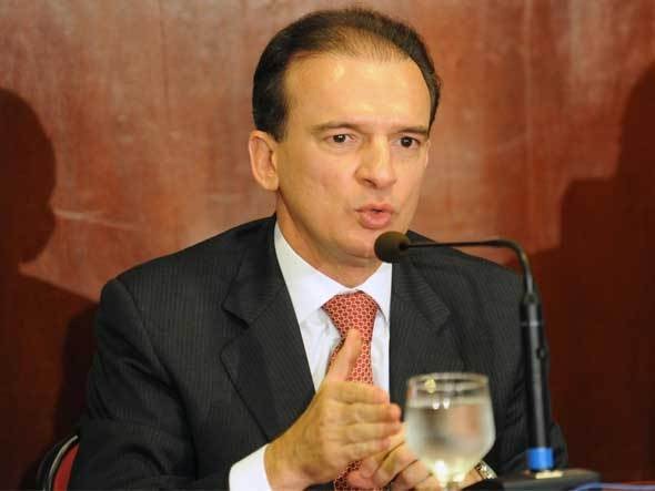 [ophir-cavalcante%255B3%255D.jpg]