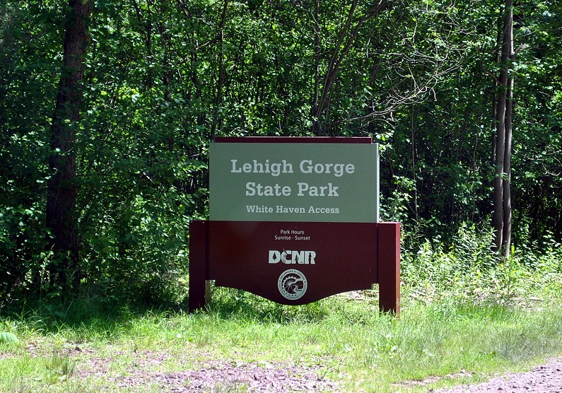 [1---Lehigh-Gorge-State-Park-Sign1.jpg]