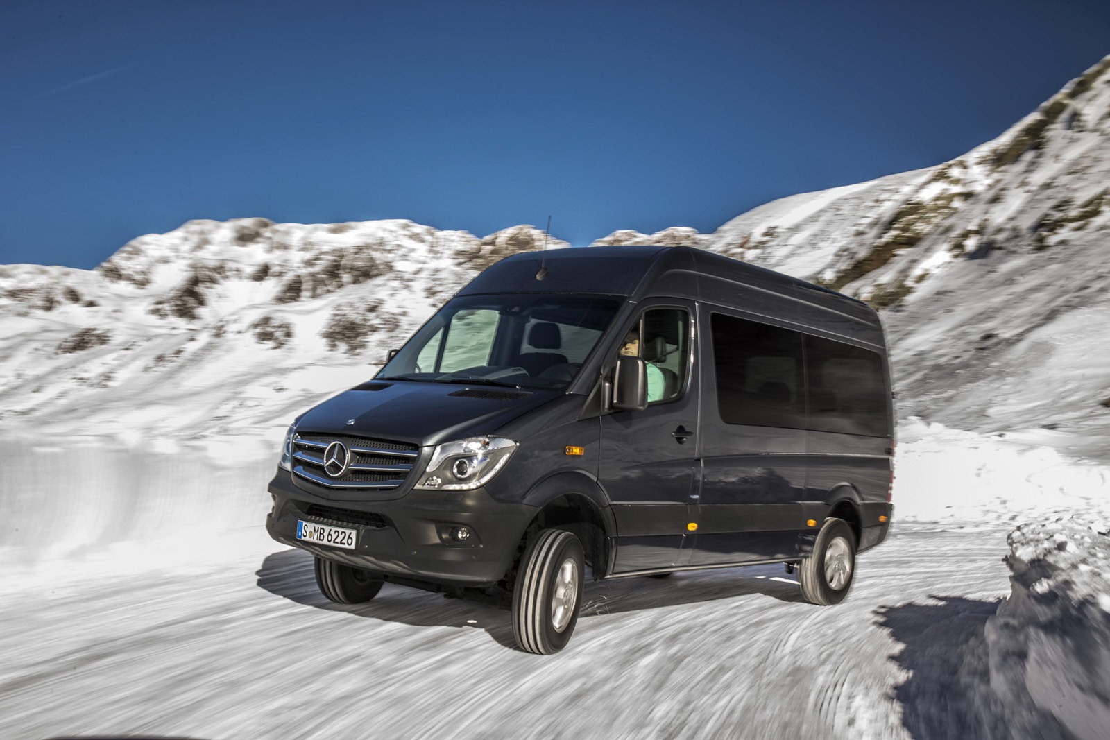[Mercedes-Benz-Sprinter-4x4-82%255B2%255D.jpg]