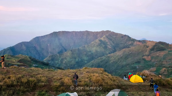 Sikunir Golden Sunrise Pemandangan yang Membuat Mata Terpukau