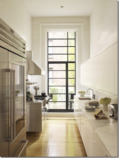 streamlined contemporary white kitchen via pinterest