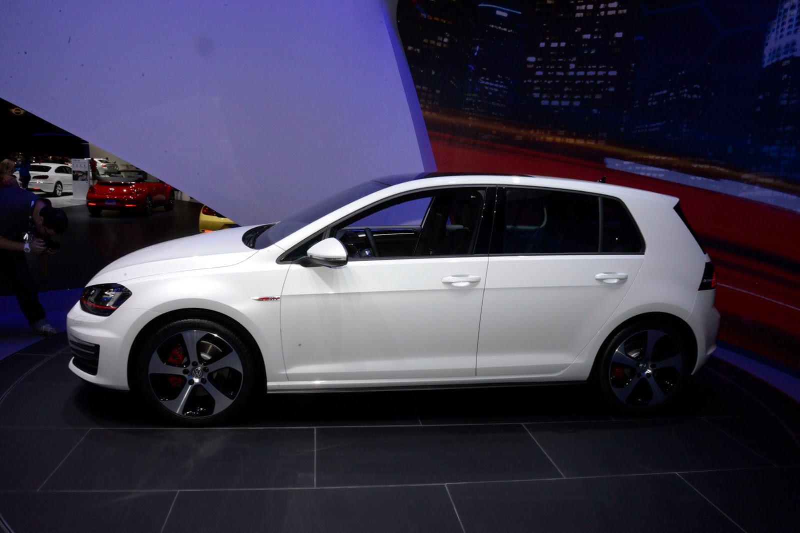 [2013-Los-Angeles-Auto-Show-392%255B2%255D.jpg]