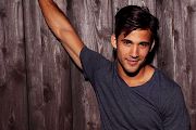Dez Duron