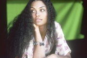 Amel Larrieux