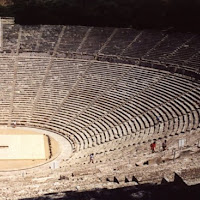 79.- Teatro de Epidauro