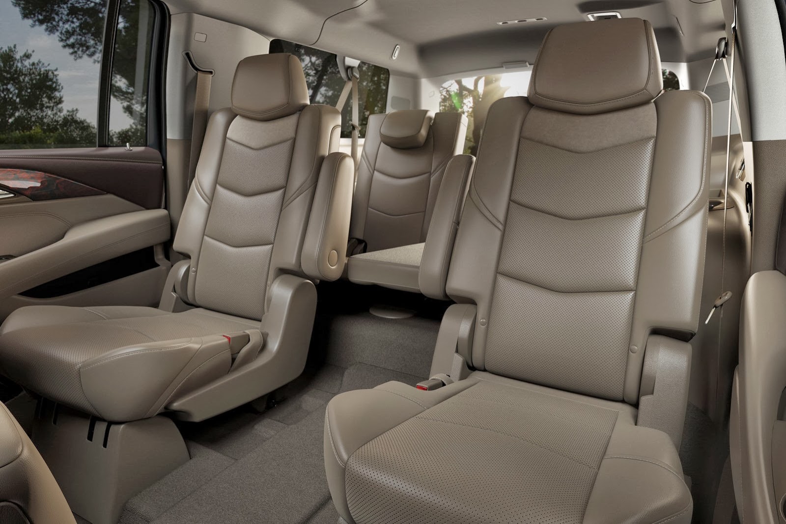 [2015-Cadillac-Escalade-12%255B2%255D.jpg]