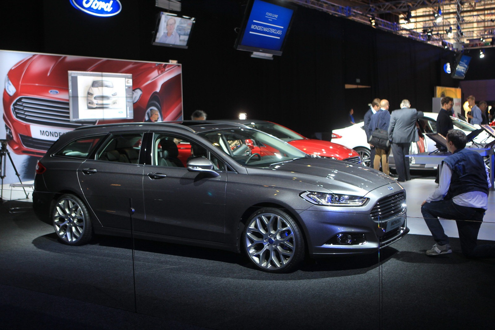 [2013-Ford-Mondeo-10%255B2%255D.jpg]