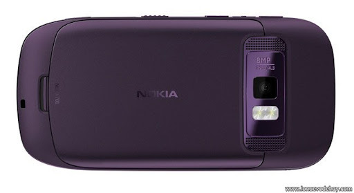 Nokia 701 img 1