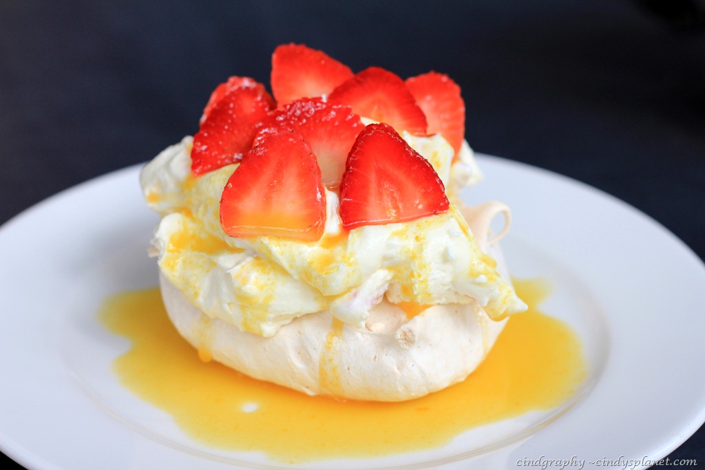 [ACME%2520Bar%2520Light%2520as%2520Air%2520Pavlova%255B4%255D.jpg.webp]