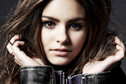 Jacquie Lee