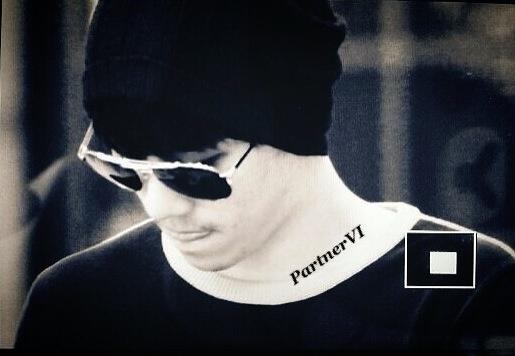 Seung Ri - Incheon Airport - 26may2013 - 05.jpg