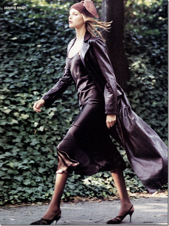vogue_us_nov1993_arthur_elgort_nadja_a_6