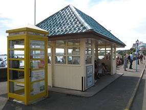 Gorey Bus Shelter & Phone Kiosk