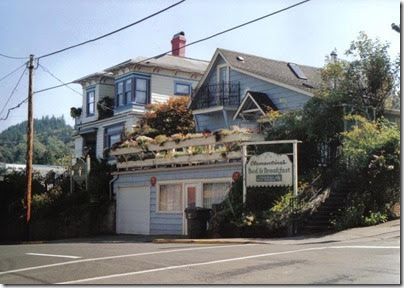 PlacesPages: Astoria #2: Clementine's Bed & Breakfast & Moose Lodge