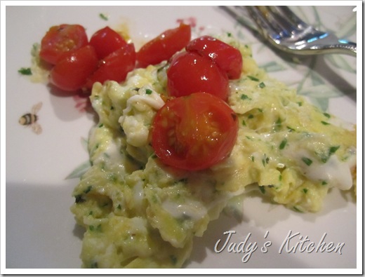 cr cheese eggs & tomatoes