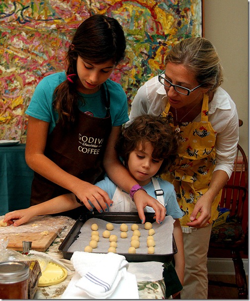 120111 (Libby Volgyes/The Palm Beach Post) WEST PALM BEACH - Lora Giorgi bakes Christmas cookies with her family and friends in West Palm Beach including her son Luca, 5, and her daughter Gabriella, 10. 