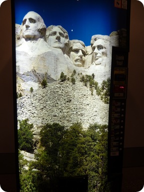 Mount Rushmore National Memorial 045
