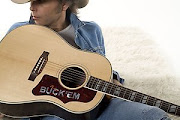 Dwight Yoakam