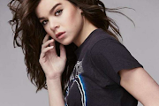 Hailee Steinfeld